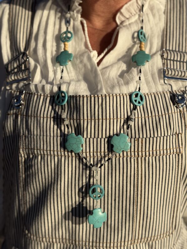 Collier Rhome